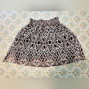 Tribal Patterned Flowy Skirt Size 10-13 Nicole Benisti